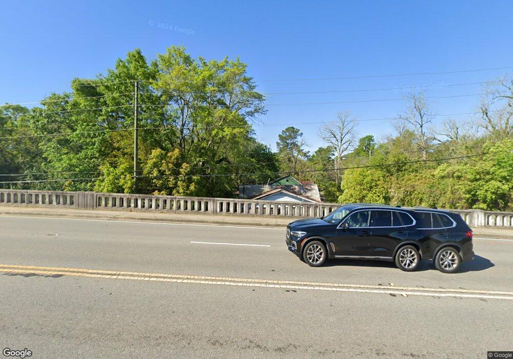 1017 Madison Aly NW, Thomasville, GA 31792 - photo 1