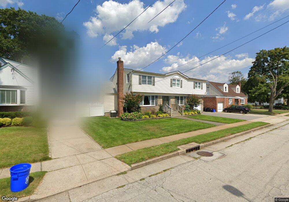 25 E Euclid St, Valley Stream, NY 11580 - photo 1