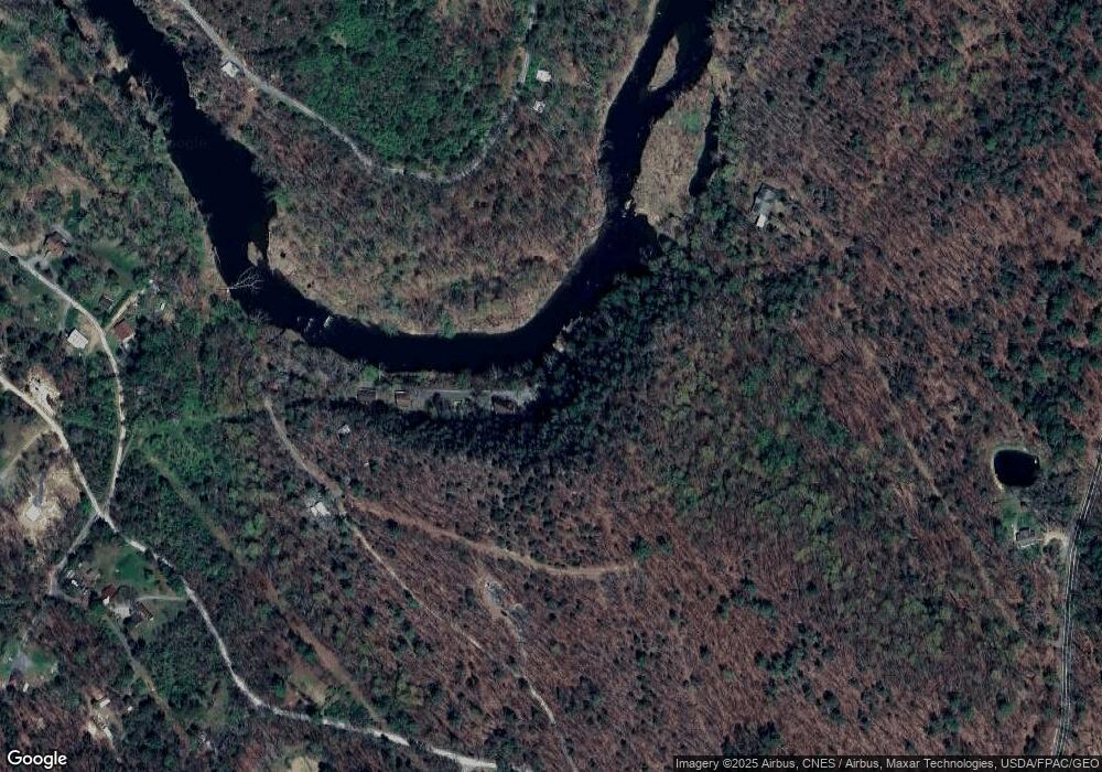 500 Rockcliff Ln, Great Cacapon, WV 25422 - photo 1