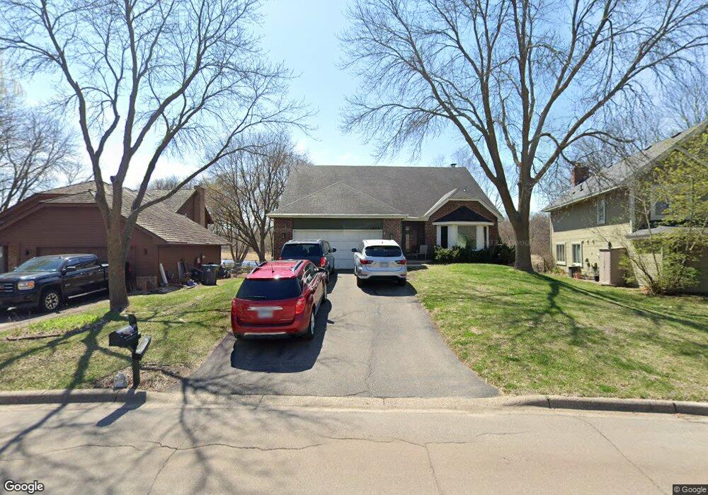 18531 Red Cherry Cir, Minnetonka, MN 55345 - photo 1