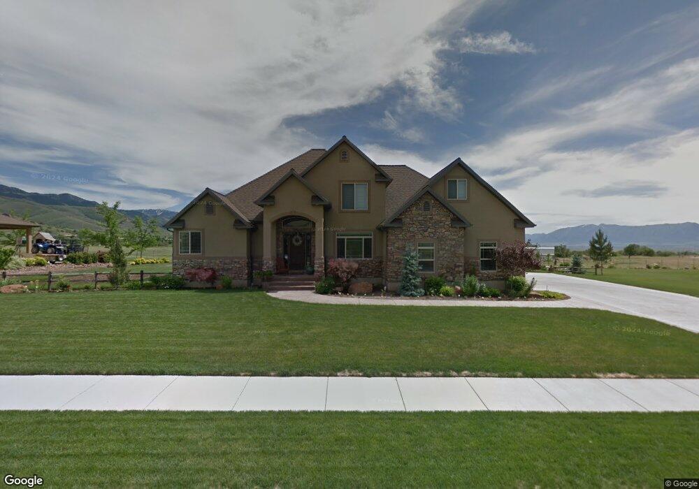 704 E 590 N unit 11, Smithfield, UT 84335 - photo 1
