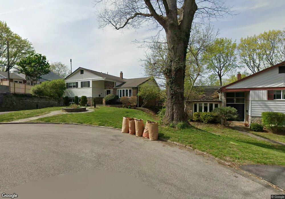 707 Dartmouth Cir, Bala Cynwyd, PA 19004 - photo 1