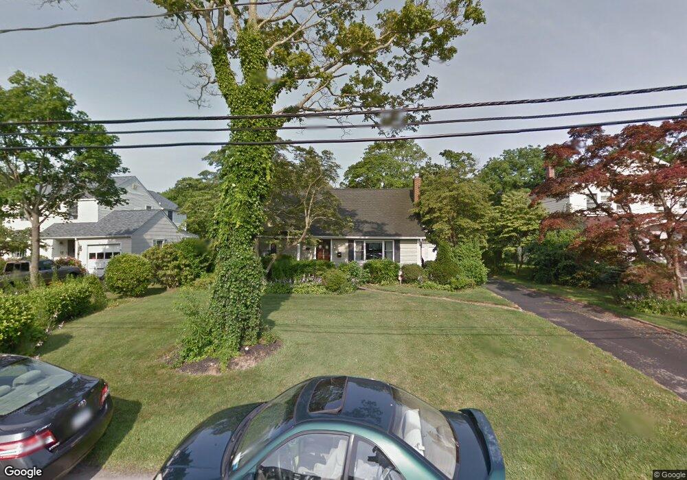 53 Snedecor Ave, Bayport, NY 11705 - photo 1