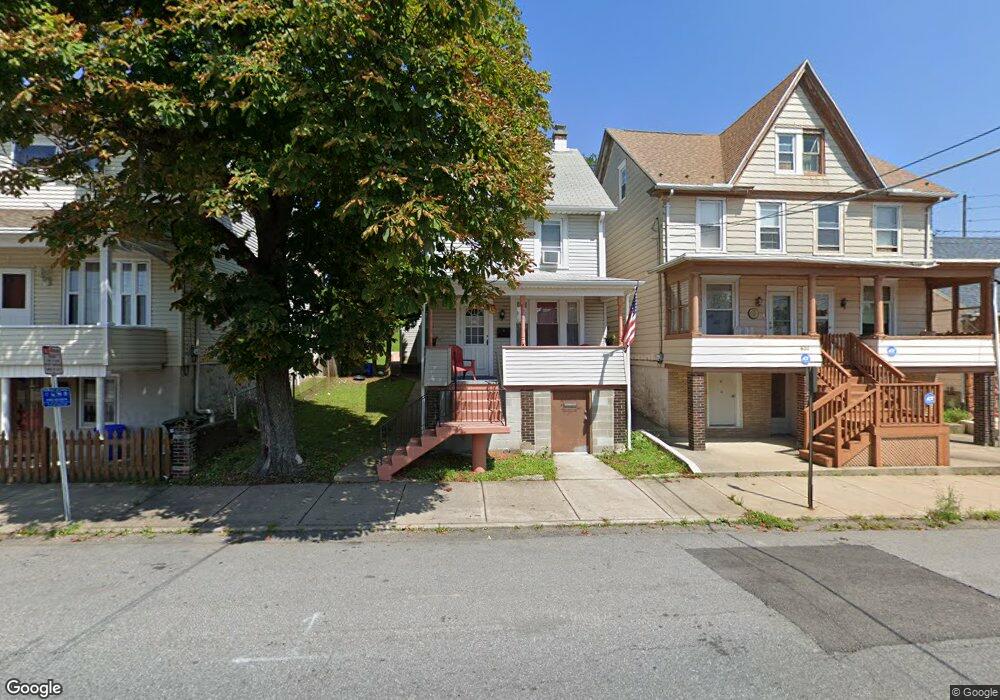 633 E Diamond Ave, Hazleton, PA 18201 - photo 1