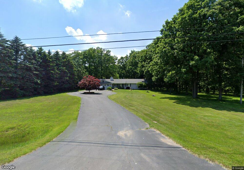 9501 Exeter Rd, Carleton, MI 48117 - photo 1