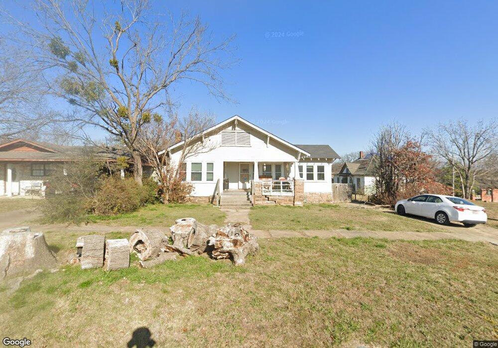 306 W Division St, Henryetta, OK 74437 - photo 1