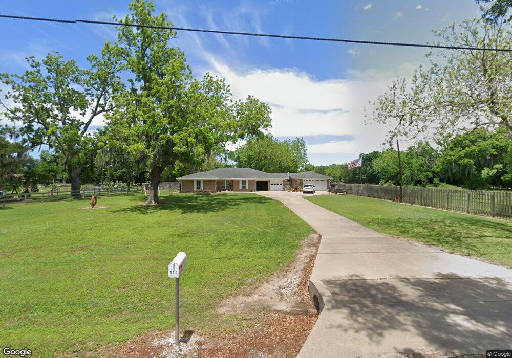 310 Red Oak St, Brazoria, TX 77422 - photo 1