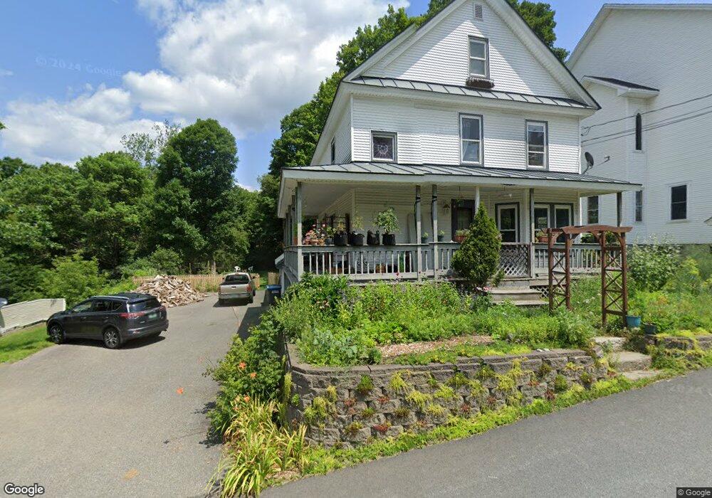 20 Cherry St, Hardwick, VT 05843 - photo 1