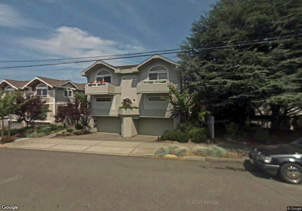 645 Bell St unit 102, Edmonds, WA 98020 - photo 1