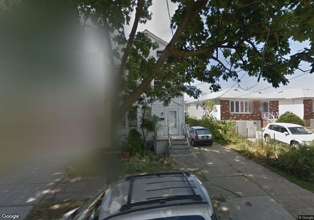 4638 160th St, Flushing, NY 11358 - photo 1