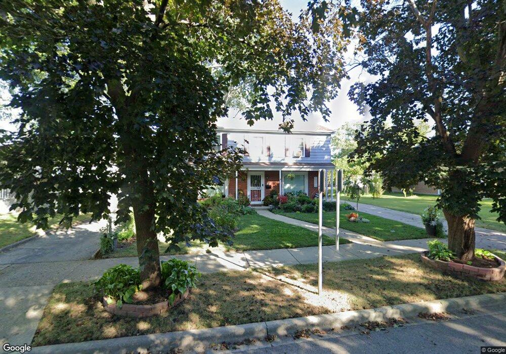 39 N Martin Ave, Waukegan, IL 60085 - photo 1