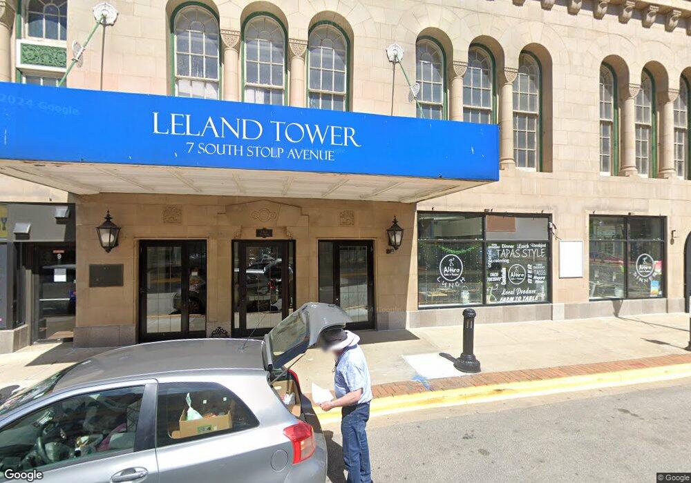 7 S Stolp Ave, Aurora, IL 60506 - photo 1