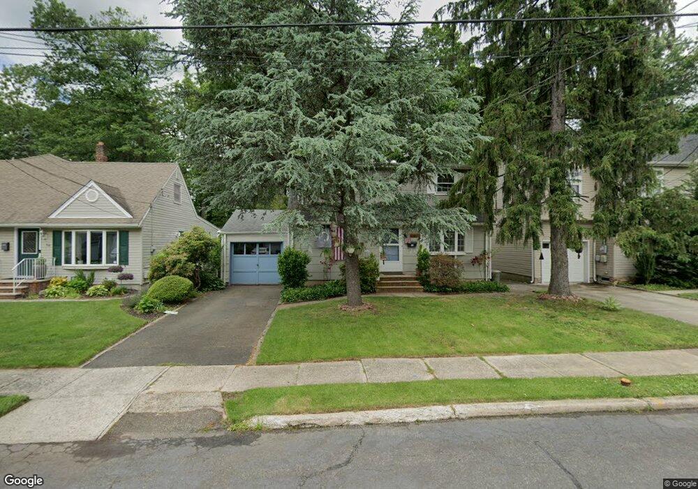 708 Pinewood Rd, Union, NJ 07083 - photo 1