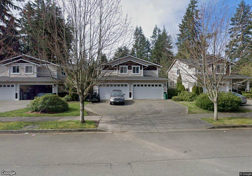 11614 Silver Way unit B, Everett, WA 98208 - photo 1