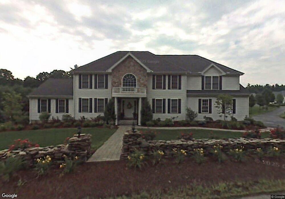 5 Anthony Cir, Nashua, NH 03062 - photo 1