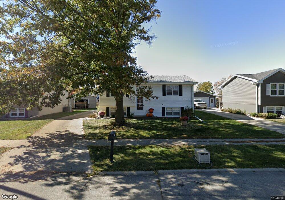 829 E 16th St N, Newton, IA 50208 - photo 1