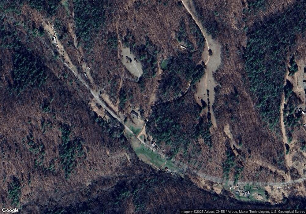 120 Jewel Ln, Berkeley Springs, WV 25411 - photo 1