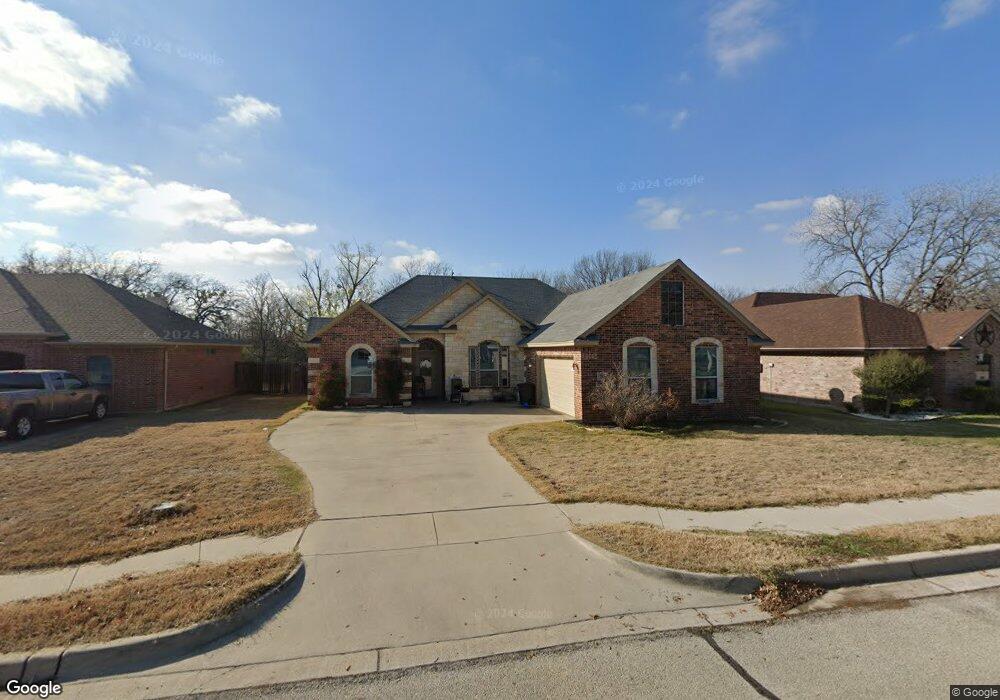 208 Jade Ln, Weatherford, TX 76086 - photo 1