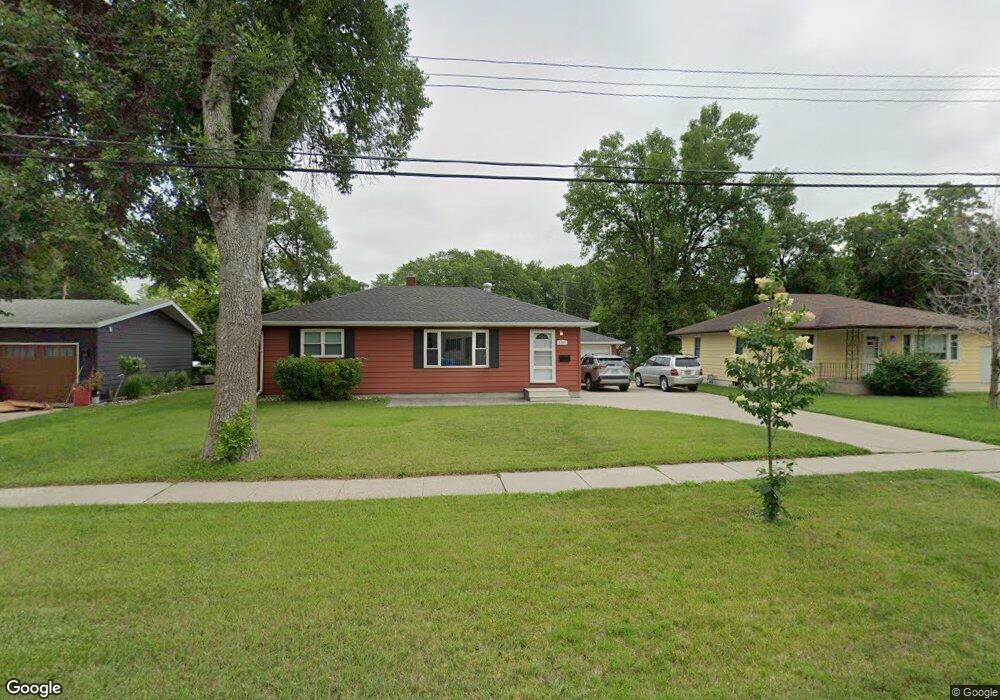 1707 Elm St N, Fargo, ND 58102 - photo 1