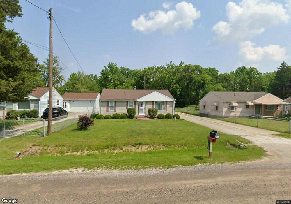 1468 Mark St, Flint, MI 48507 - photo 1