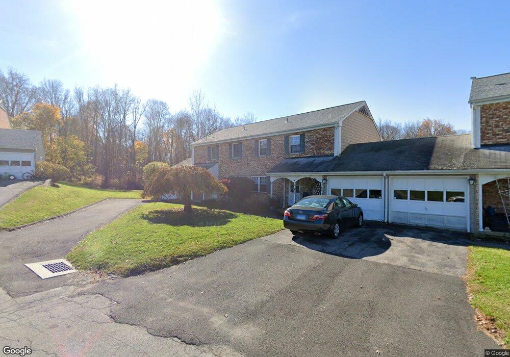 13 Whisconier Village unit 13, Brookfield, CT 06804 - photo 1