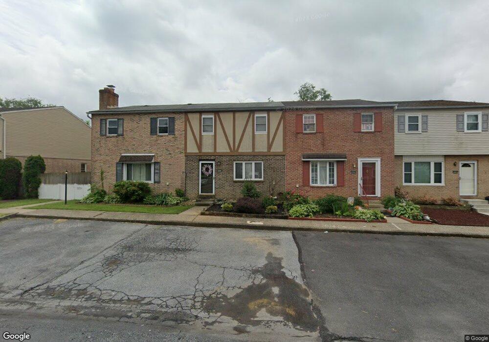 5674 Greens Dr, Allentown, PA 18106 - photo 1