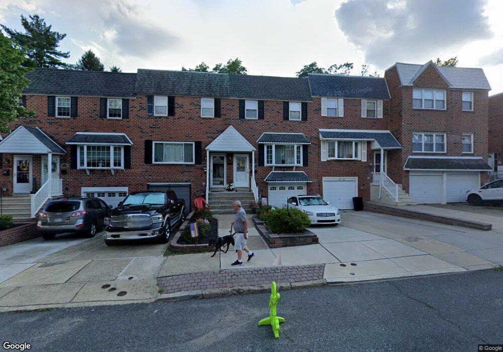 4722 Saint Denis Dr, Philadelphia, PA 19114 - photo 1