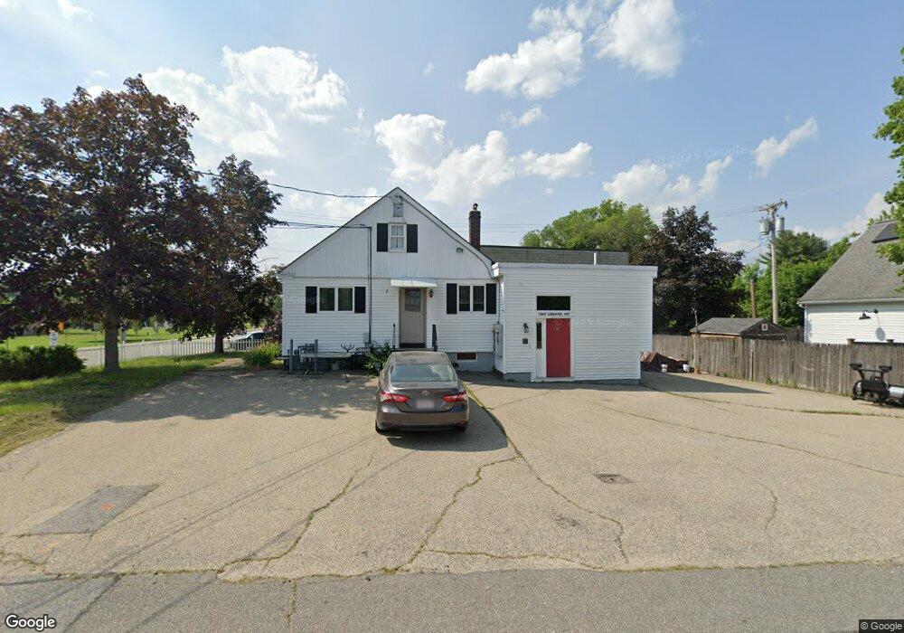 1585 Lakeview Ave unit 1, Dracut, MA 01826 - photo 1