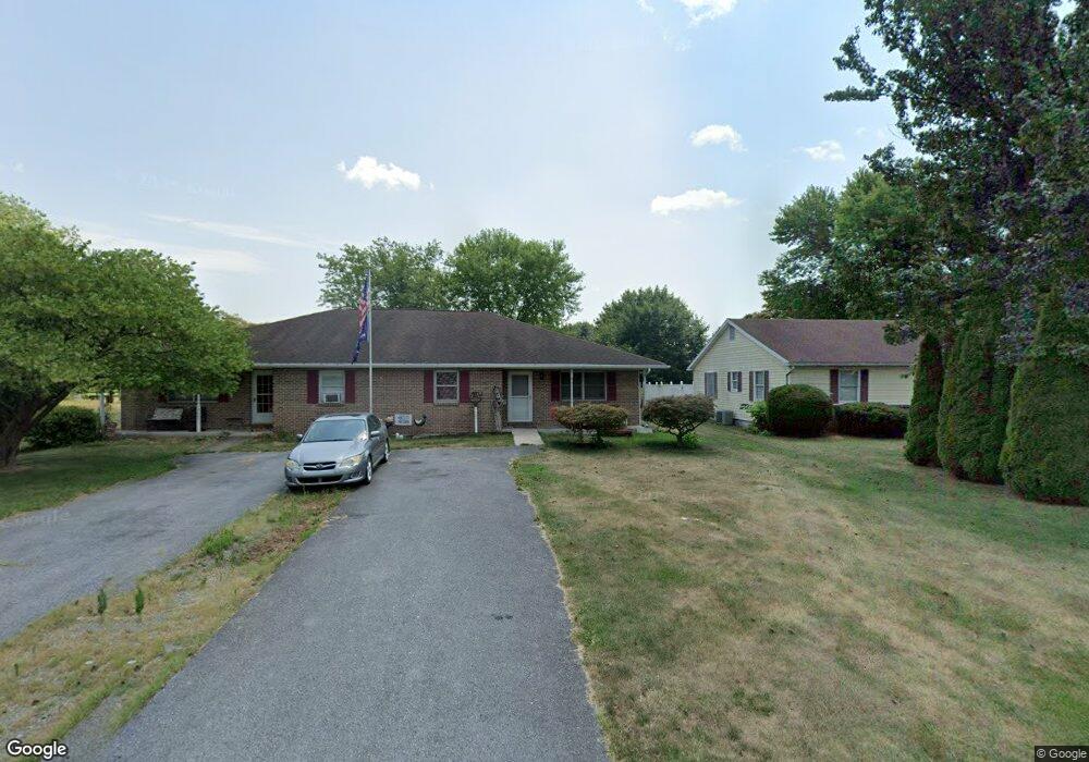 14643 Sherwood Dr, Greencastle, PA 17225 - photo 1