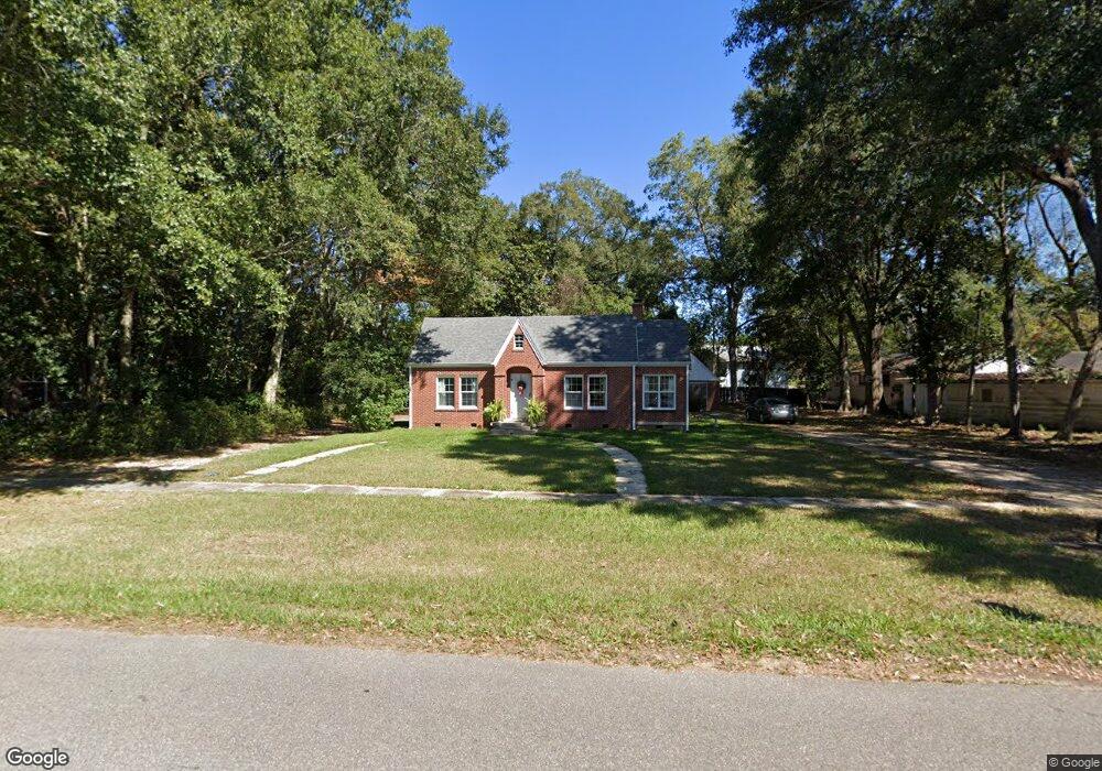 210 Fifth Ave, Picayune, MS 39466 - photo 1
