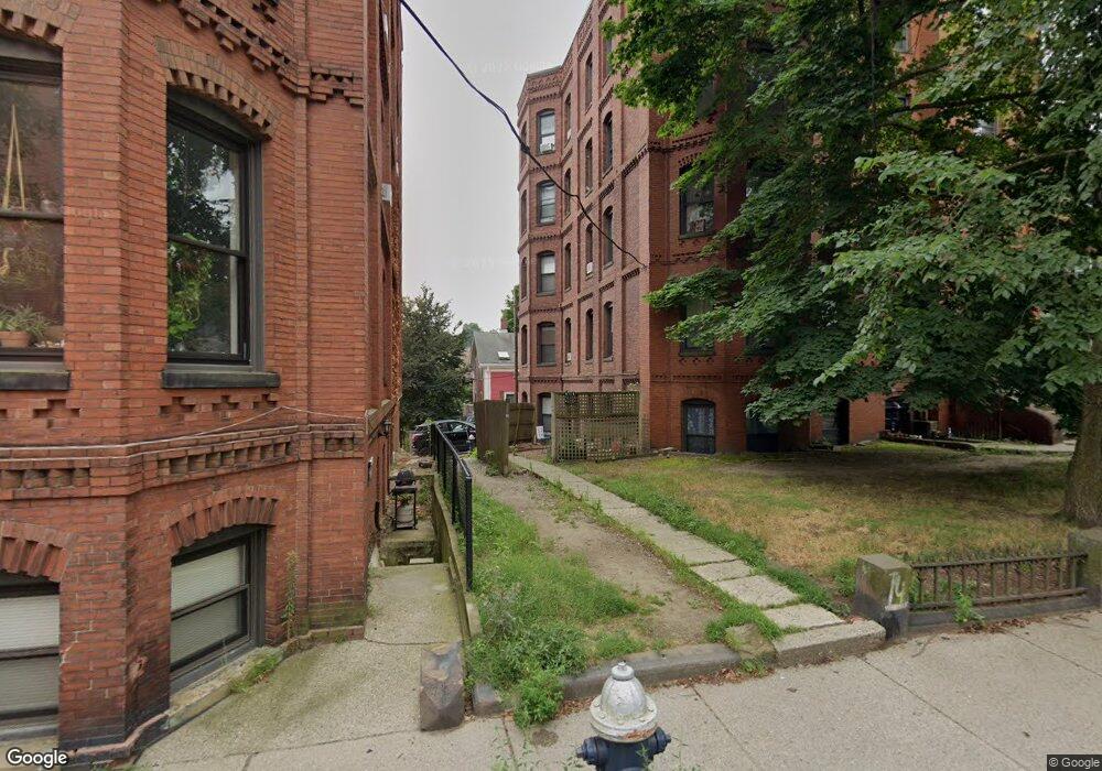 12 Davis Ct unit 14, Brookline, MA 02445 - photo 1