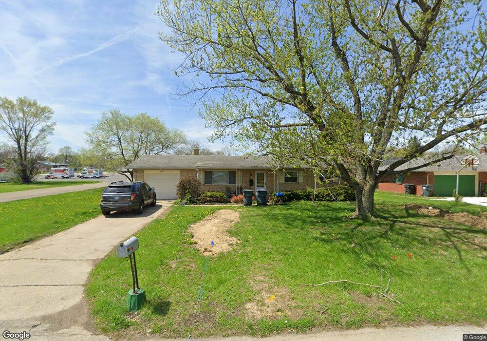 1225 Sunnymead Dr, Anderson, IN 46011 - photo 1