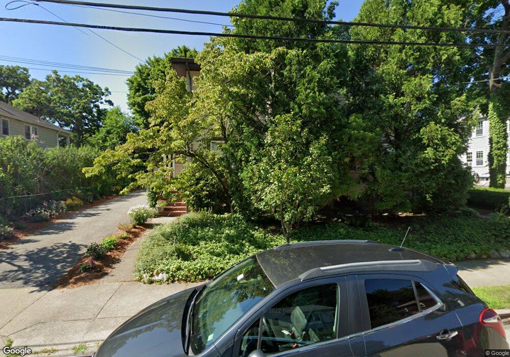 90 Warwick Rd unit 90, West Newton, MA 02465 - photo 1