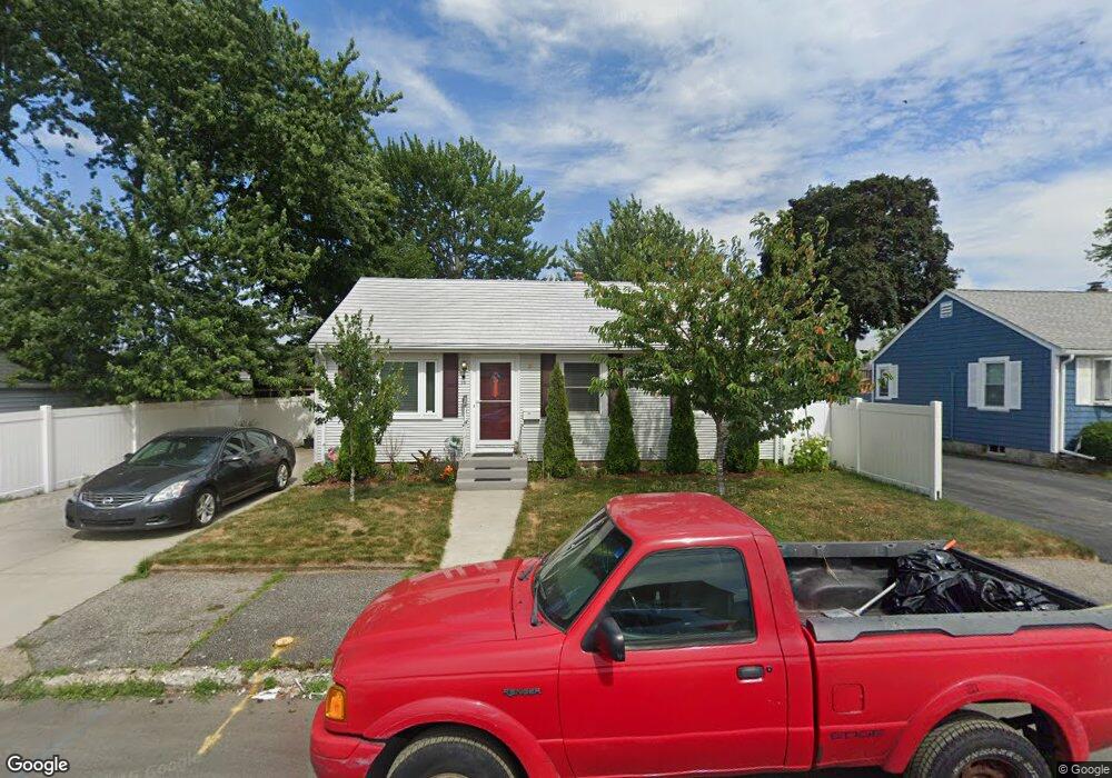 16 Paulhus Ct, Pawtucket, RI 02861 - photo 1