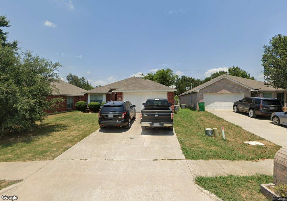 3409 Austin St, Gainesville, TX 76240 - photo 1