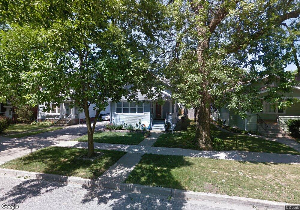 1020 Hickory St, Waukegan, IL 60085 - photo 1