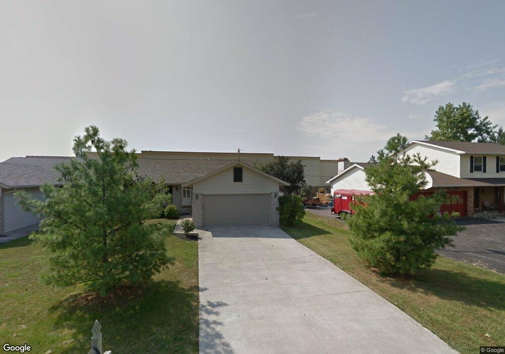 917 W Melrose Ave, Findlay, OH 45840 - photo 1