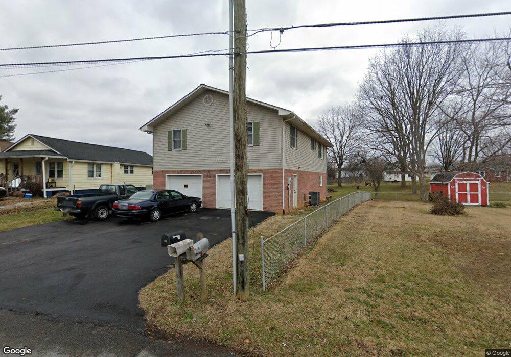 106 Kathy St, Johnson City, TN 37601 - photo 1