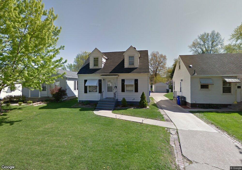 522 30th St SE, Cedar Rapids, IA 52403 - photo 1