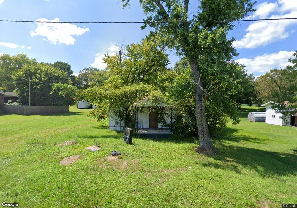 1717 Green St, Harrisburg, IL 62946 - photo 1