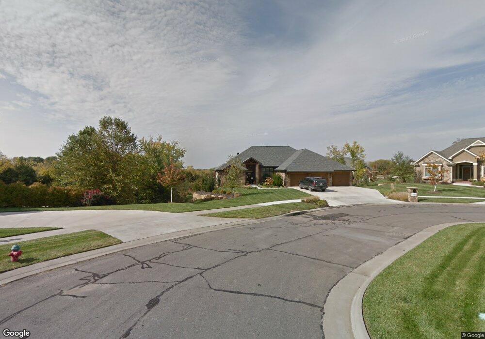 5808 SW 44th Ct, Topeka, KS 66610 - photo 1