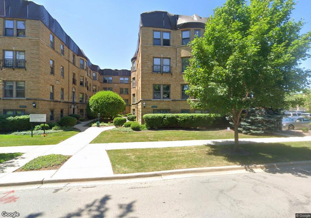 138 N Haven Rd unit 3E, Elmhurst, IL 60126 - photo 1