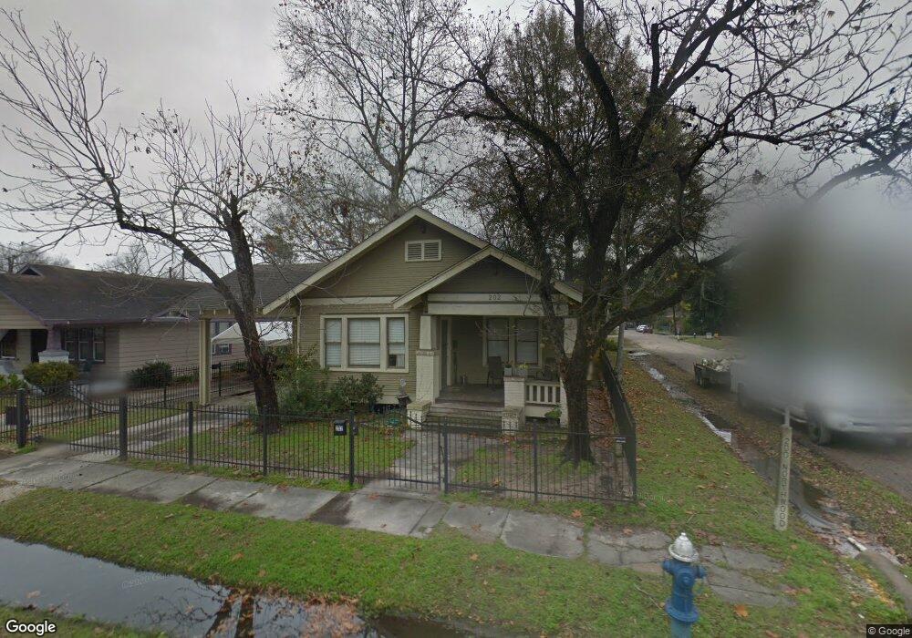 202 Northwood St, Houston, TX 77009 - photo 1