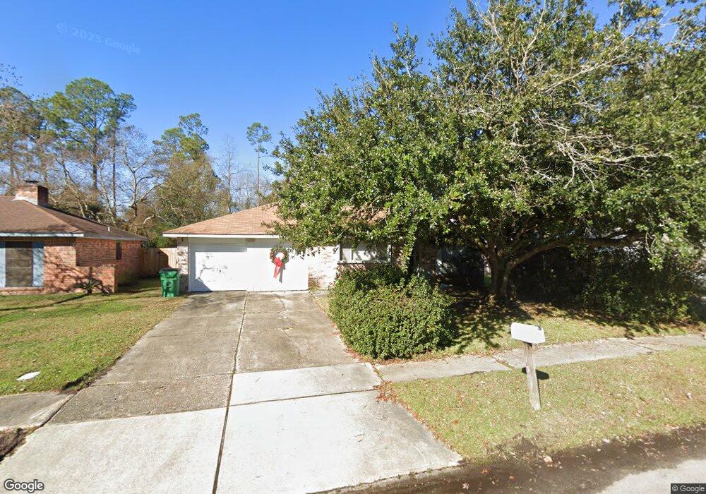 135 W Queens Dr, Slidell, LA 70458 - photo 1