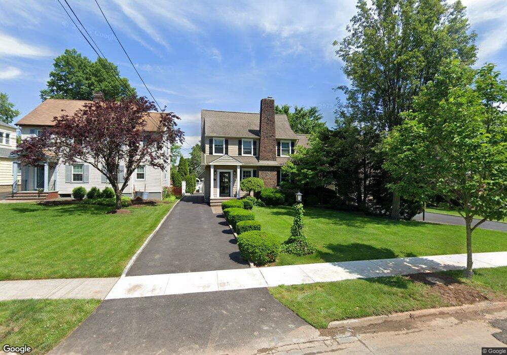 526 Wyoming Ave, Millburn, NJ 07041 - photo 1