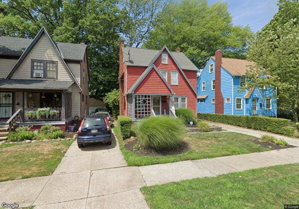 902 Nela View Rd, Cleveland, OH 44112 - photo 1