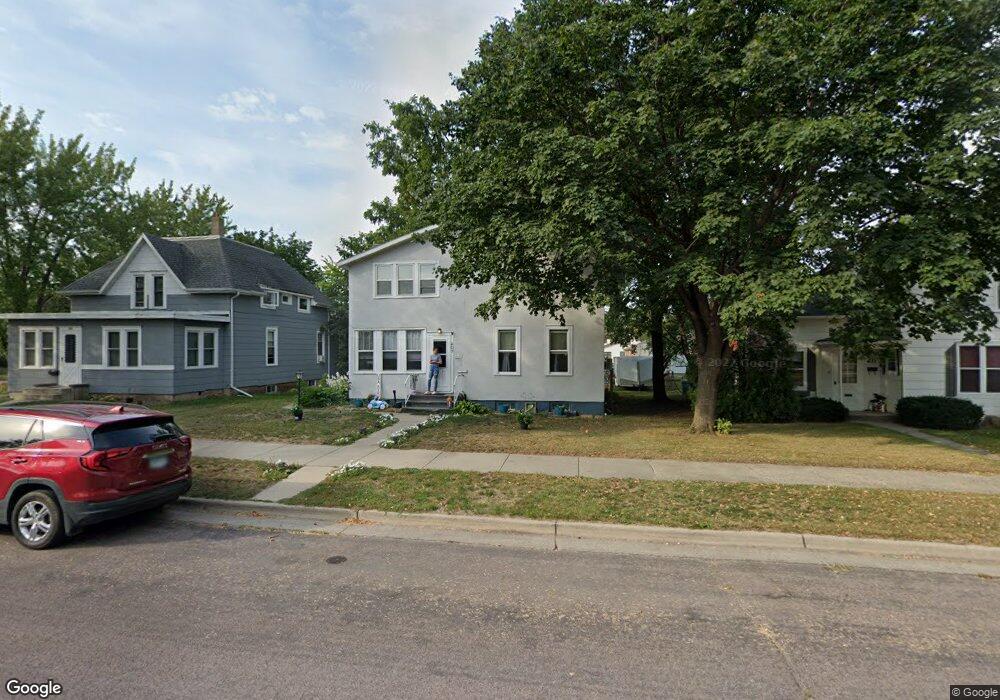 211 N Franklin St, New Ulm, MN 56073 - photo 1
