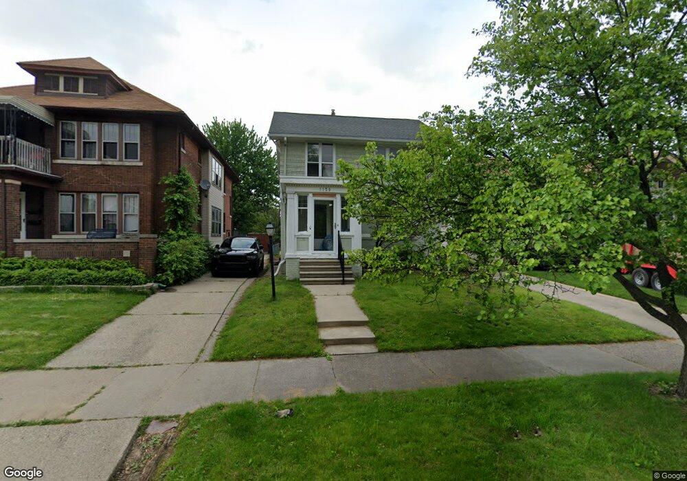 1150 Beaconsfield Ave, Grosse Pointe Park, MI 48230 - photo 1