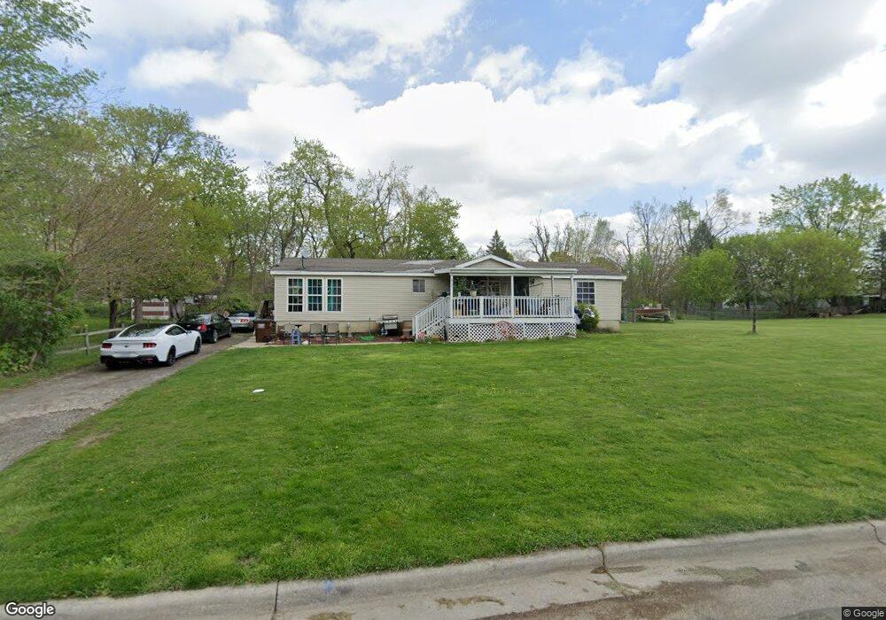 951 Hoch Ave, Adrian, MI 49221 - photo 1