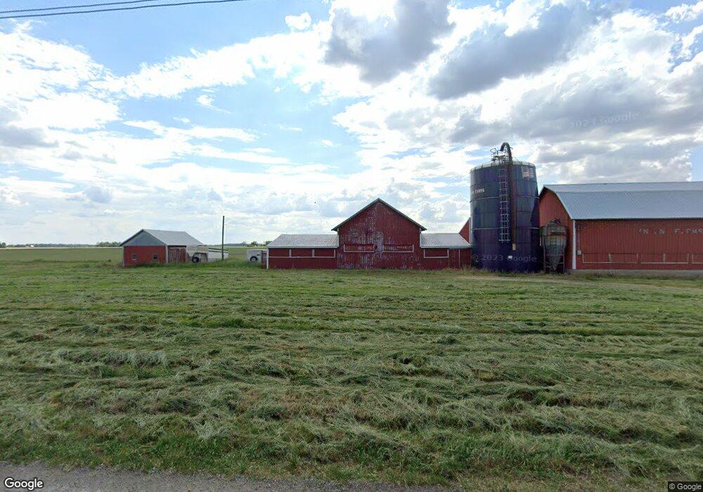 576 S 800 W, Andrews, IN 46702 - photo 1